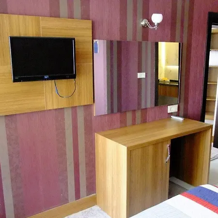 酒店 Grand Gold 3*